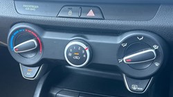 2021 (21) KIA STONIC 1.0T GDi 99 2 5dr 3277950