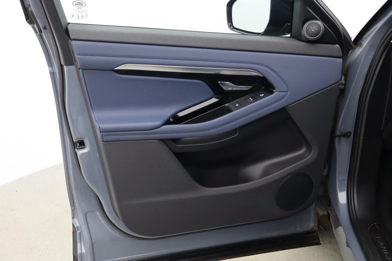 2021 (21) LAND ROVER RANGE ROVER EVOQUE 1.5 P300e SE 5dr Auto 4986157