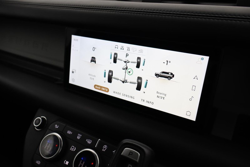 2021 (21) LAND ROVER DEFENDER 3.0 D300 X-Dynamic HSE 110 5dr Auto 4961272