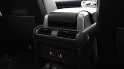 2021 (21) LAND ROVER DEFENDER 3.0 D300 X-Dynamic HSE 110 5dr Auto 4961279