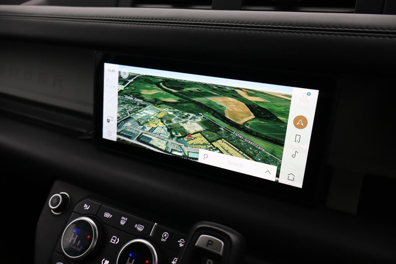 2021 (21) LAND ROVER DEFENDER 3.0 D300 X-Dynamic HSE 110 5dr Auto 4961268