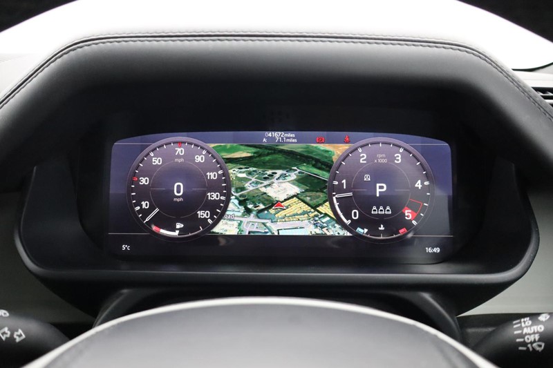 2021 (21) LAND ROVER DEFENDER 3.0 D300 X-Dynamic HSE 110 5dr Auto 4961263