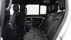 2021 (21) LAND ROVER DEFENDER 3.0 D300 X-Dynamic HSE 110 5dr Auto 4961253