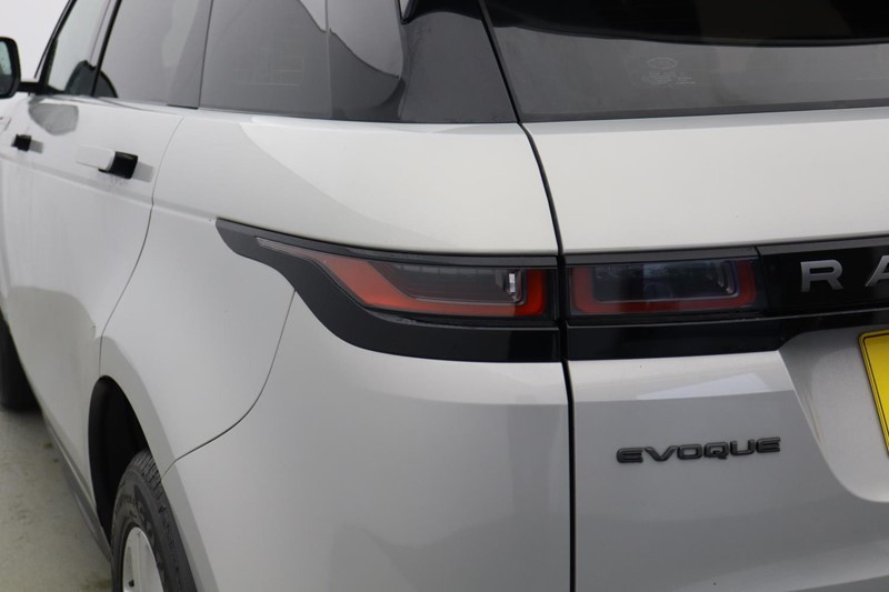 2022 (72) LAND ROVER RANGE ROVER EVOQUE 2.0 D200 R-Dynamic S 5dr Auto 4965021