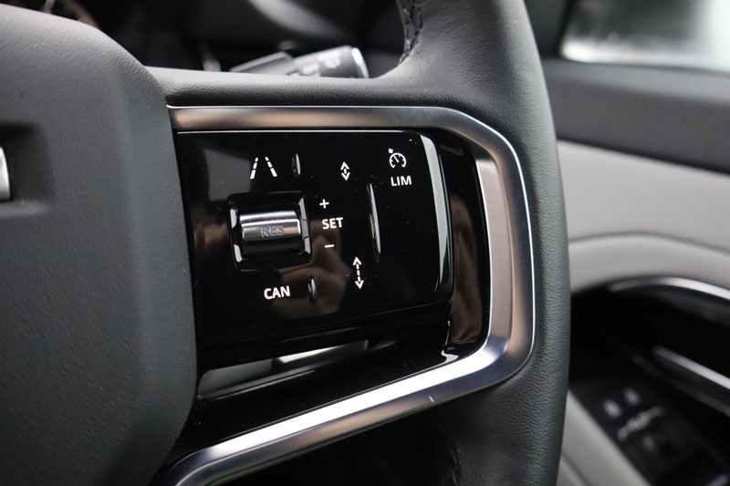 2022 (72) LAND ROVER RANGE ROVER EVOQUE 2.0 D200 R-Dynamic S 5dr Auto 4956881