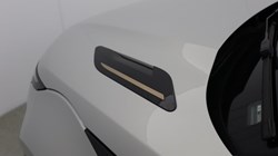 2022 (72) LAND ROVER RANGE ROVER EVOQUE 2.0 D200 R-Dynamic S 5dr Auto 4956874