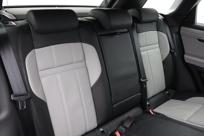 2022 (72) LAND ROVER RANGE ROVER EVOQUE 2.0 D200 R-Dynamic S 5dr Auto 4956894