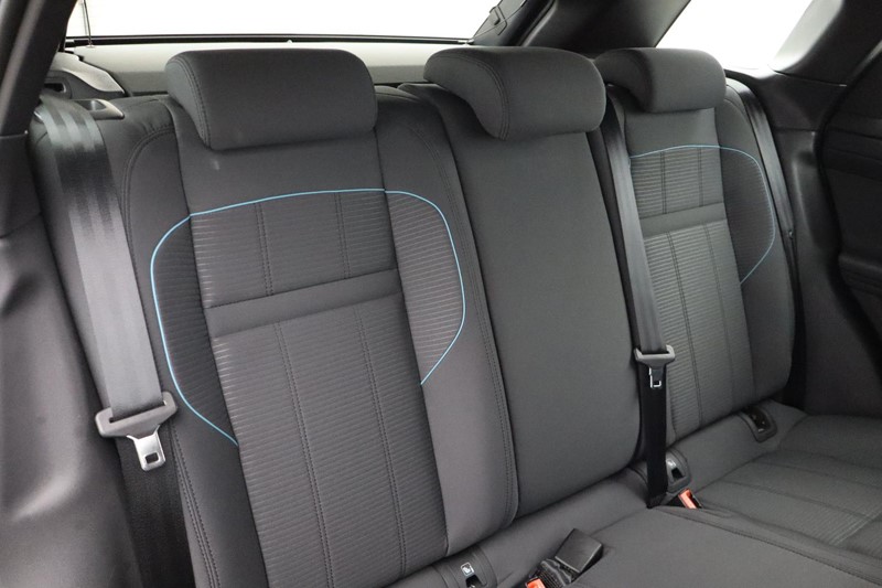 2022 (71) LAND ROVER RANGE ROVER EVOQUE 2.0 D165 R-Dynamic 5dr 2WD 4986231