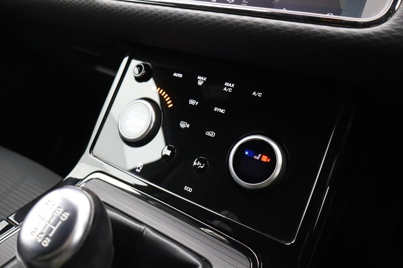 2022 (71) LAND ROVER RANGE ROVER EVOQUE 2.0 D165 R-Dynamic 5dr 2WD 4986224