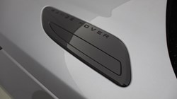 2020 (70) LAND ROVER RANGE ROVER VELAR 2.0 D240 R-Dynamic HSE 5dr Auto 4983399