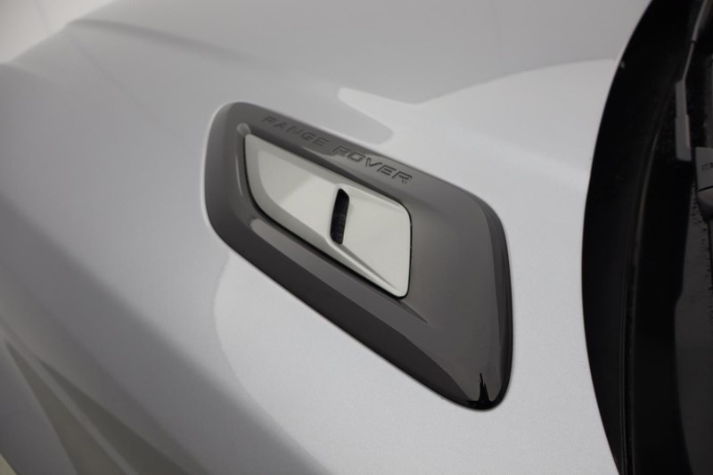 2022 (22) LAND ROVER RANGE ROVER SPORT 3.0 D250 HSE Silver 5dr Auto 4982852