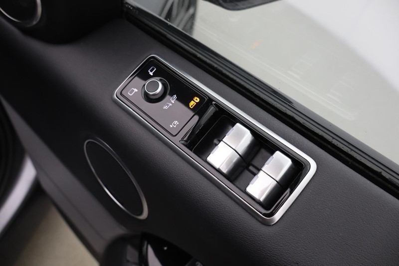 2022 (22) LAND ROVER RANGE ROVER SPORT 3.0 D250 HSE Silver 5dr Auto 4982857