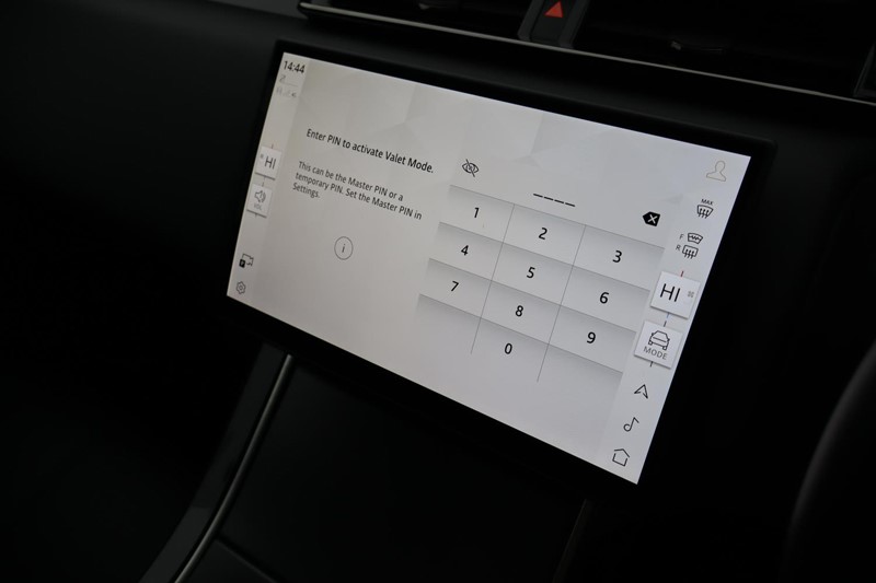 2024 (74) LAND ROVER RANGE ROVER VELAR 2.0 D200 MHEV Dynamic HSE 5dr Auto 4991009