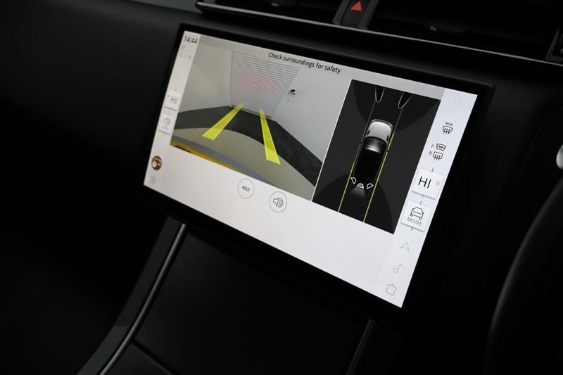 2024 (74) LAND ROVER RANGE ROVER VELAR 2.0 D200 MHEV Dynamic HSE 5dr Auto 4991007