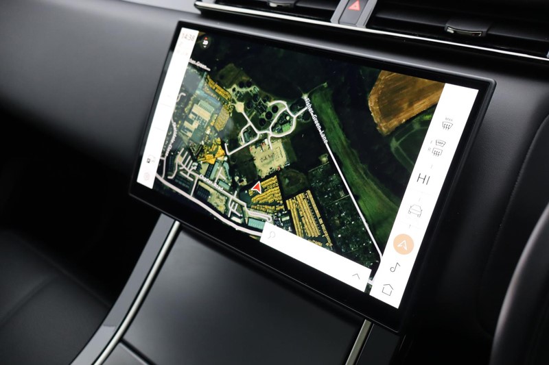 2024 (74) LAND ROVER RANGE ROVER VELAR 2.0 D200 MHEV Dynamic HSE 5dr Auto 4991006