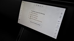 2024 (74) LAND ROVER RANGE ROVER VELAR 2.0 D200 MHEV Dynamic HSE 5dr Auto 4991012