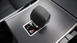 2024 (74) LAND ROVER RANGE ROVER VELAR 2.0 D200 MHEV Dynamic HSE 5dr Auto 4991005