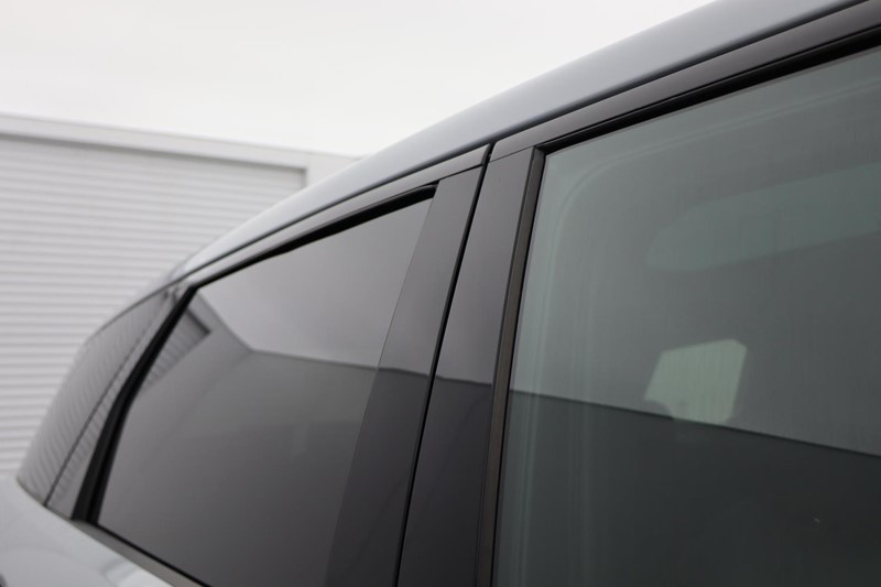 2024 (73) LAND ROVER RANGE ROVER EVOQUE 1.5 P300e Dynamic HSE 5dr Auto 5011889