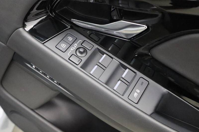 2024 (73) LAND ROVER RANGE ROVER EVOQUE 1.5 P300e Dynamic HSE 5dr Auto 5011891