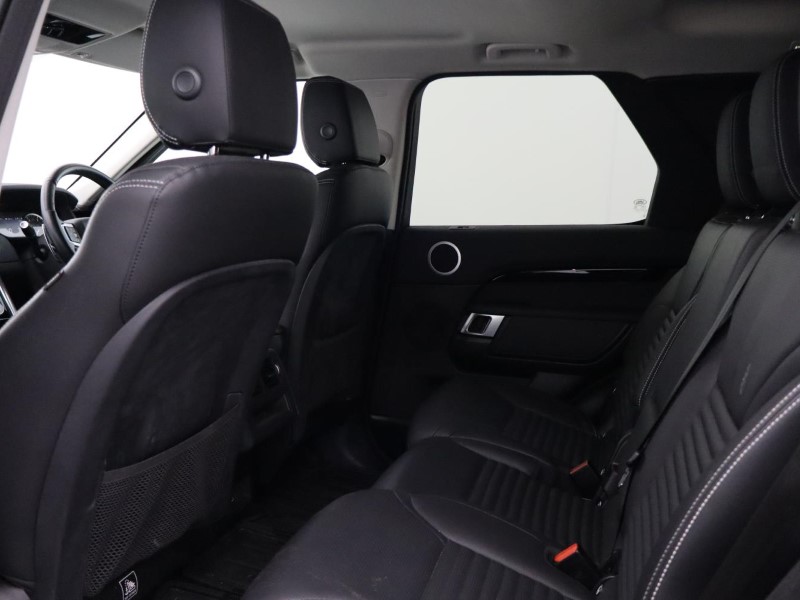 2022 (22) LAND ROVER DISCOVERY 3.0 D300 S 5dr Auto 5119514