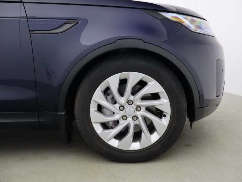 2022 (22) LAND ROVER DISCOVERY 3.0 D300 S 5dr Auto 5119499