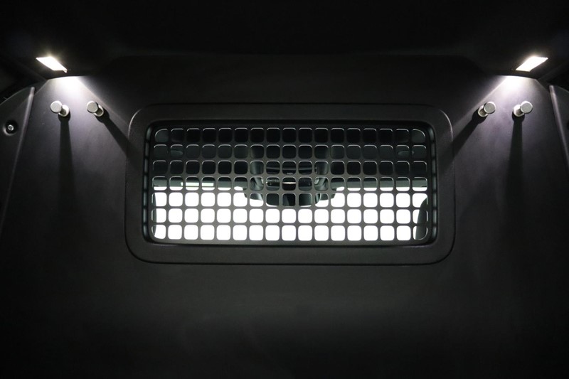 2025 (75) LAND ROVER COMMERCIAL DEFENDER 3.0 D250 Hard Top SE Auto 4961585