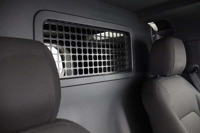 2025 (75) LAND ROVER COMMERCIAL DEFENDER 3.0 D250 Hard Top SE Auto 4961612