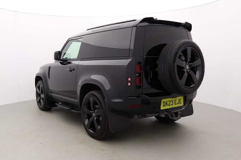 2025 (75) LAND ROVER COMMERCIAL DEFENDER 3.0 D250 Hard Top SE Auto