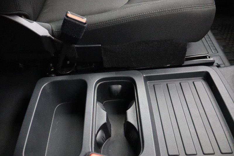 2025 (75) LAND ROVER COMMERCIAL DEFENDER 3.0 D250 Hard Top SE Auto 4961637