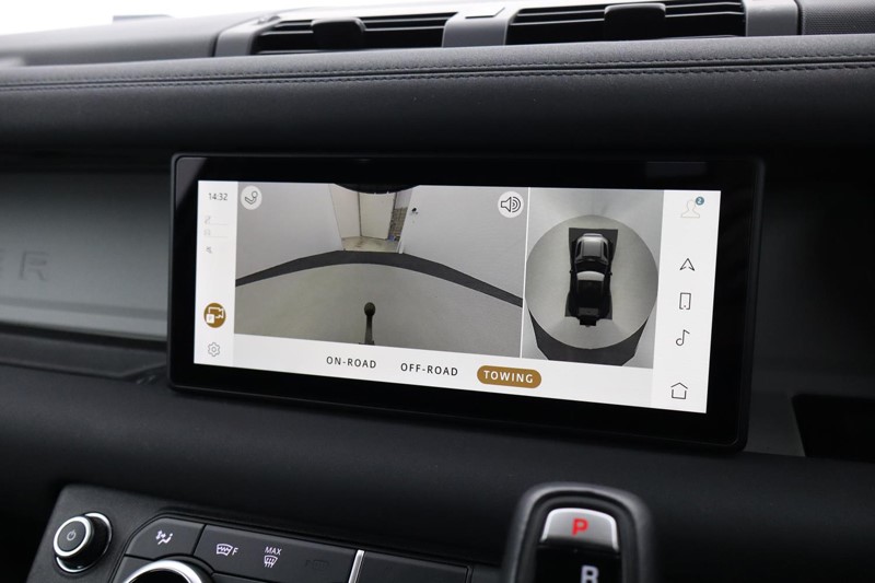 2025 (75) LAND ROVER COMMERCIAL DEFENDER 3.0 D250 Hard Top SE Auto 4961623