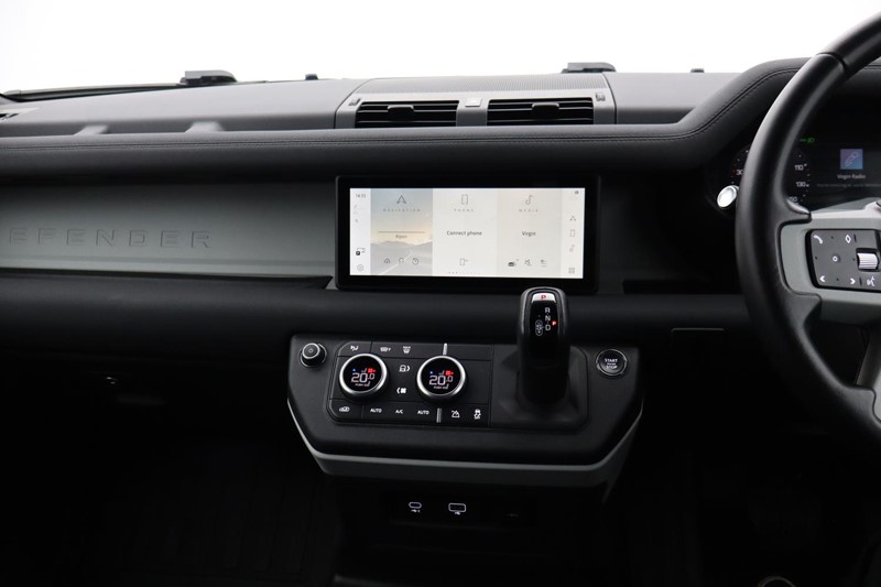 2025 (75) LAND ROVER COMMERCIAL DEFENDER 3.0 D250 Hard Top SE Auto 4961632