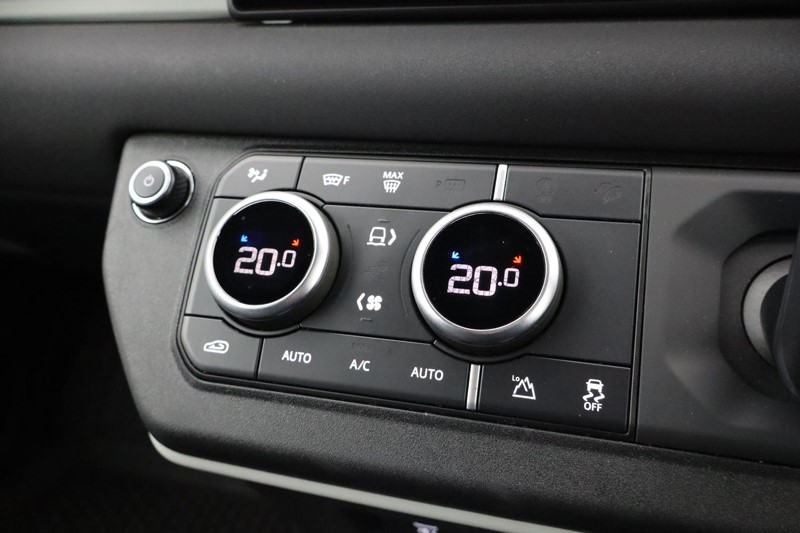 2025 (75) LAND ROVER COMMERCIAL DEFENDER 3.0 D250 Hard Top SE Auto 4961616