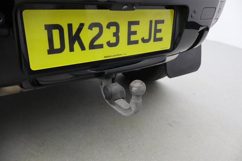 2025 (75) LAND ROVER COMMERCIAL DEFENDER 3.0 D250 Hard Top SE Auto 4961588