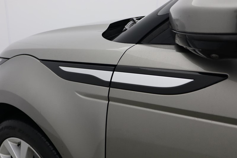2021 (21) LAND ROVER RANGE ROVER EVOQUE 2.0 D165 SE 5dr Auto 4980311