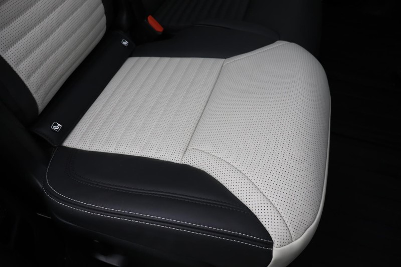 2025 (25) LAND ROVER DISCOVERY 3.0 D350 Dynamic HSE 5dr Auto 4978552