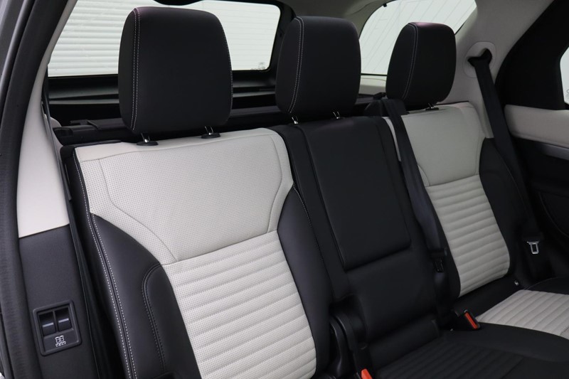 2025 (25) LAND ROVER DISCOVERY 3.0 D350 Dynamic HSE 5dr Auto 4978551