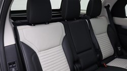 2025 (25) LAND ROVER DISCOVERY 3.0 D350 Dynamic HSE 5dr Auto 4978551