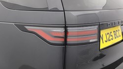 2025 (25) LAND ROVER DISCOVERY 3.0 D350 Dynamic HSE 5dr Auto 4978557