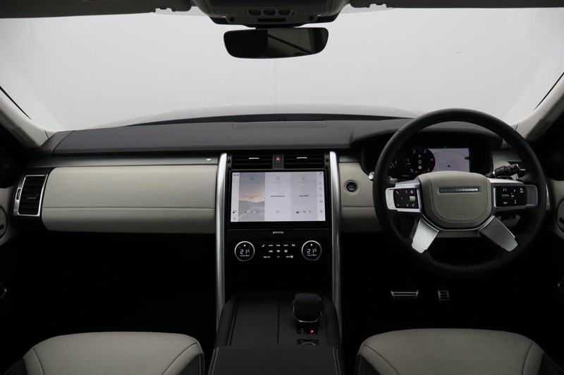 2025 (25) LAND ROVER DISCOVERY 3.0 D350 Dynamic HSE 5dr Auto 4978554