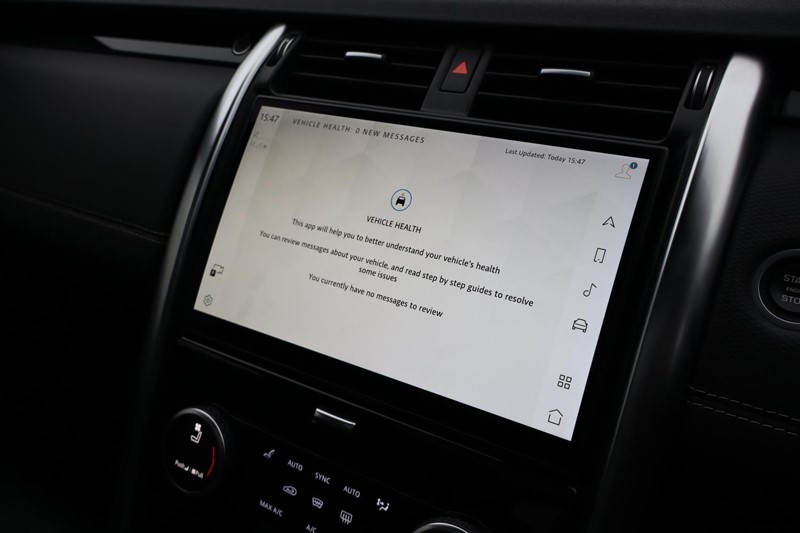 2022 (22) LAND ROVER DISCOVERY 3.0 D250 R-Dynamic SE 5dr Auto 4986047