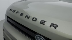 2025 (25) LAND ROVER DEFENDER 3.0 D350 X-Dynamic HSE 110 5dr Auto 5051638