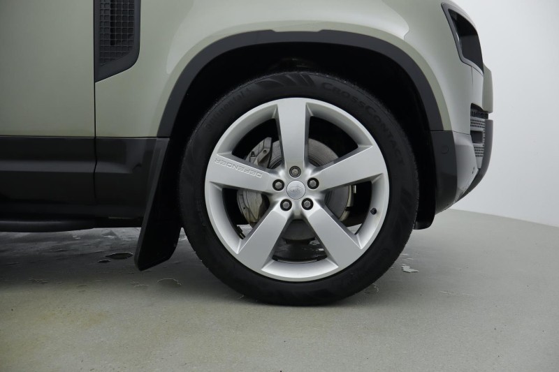 2025 (25) LAND ROVER DEFENDER 3.0 D350 X-Dynamic HSE 110 5dr Auto 5051640