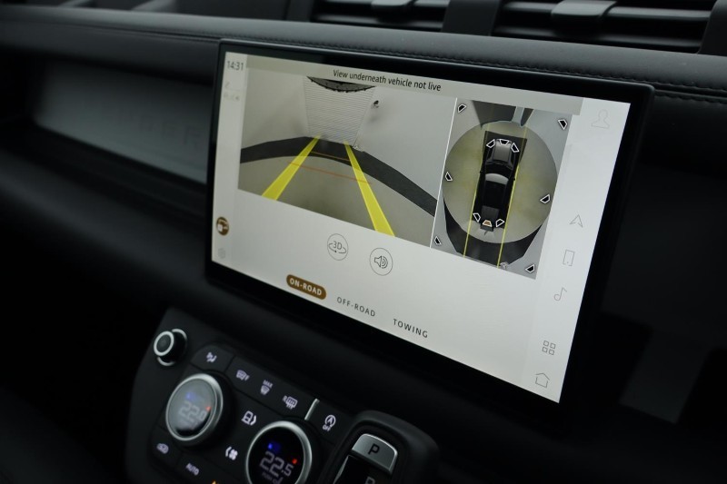 2025 (25) LAND ROVER DEFENDER 3.0 D350 X-Dynamic HSE 110 5dr Auto 5051652