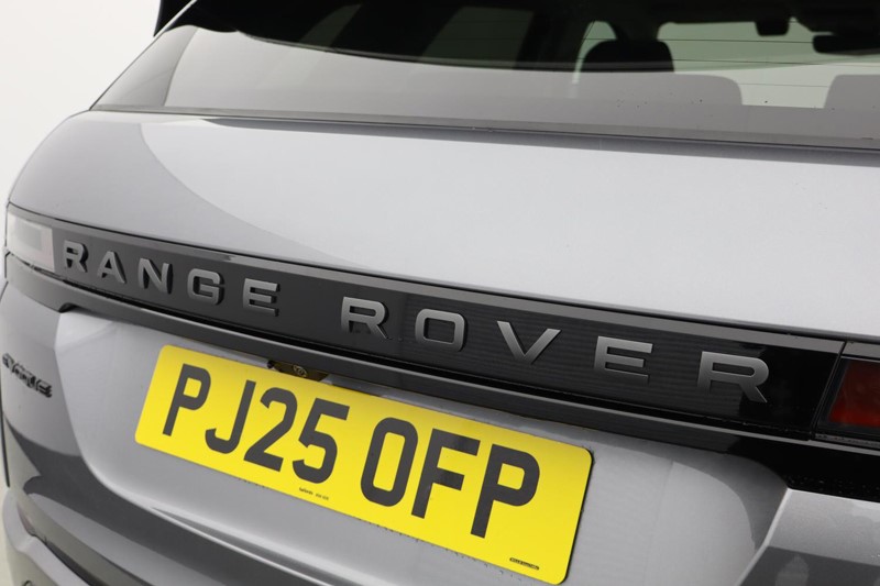 2025 (25) LAND ROVER RANGE ROVER EVOQUE 2.0 D200 Dynamic SE 5dr Auto 5002365