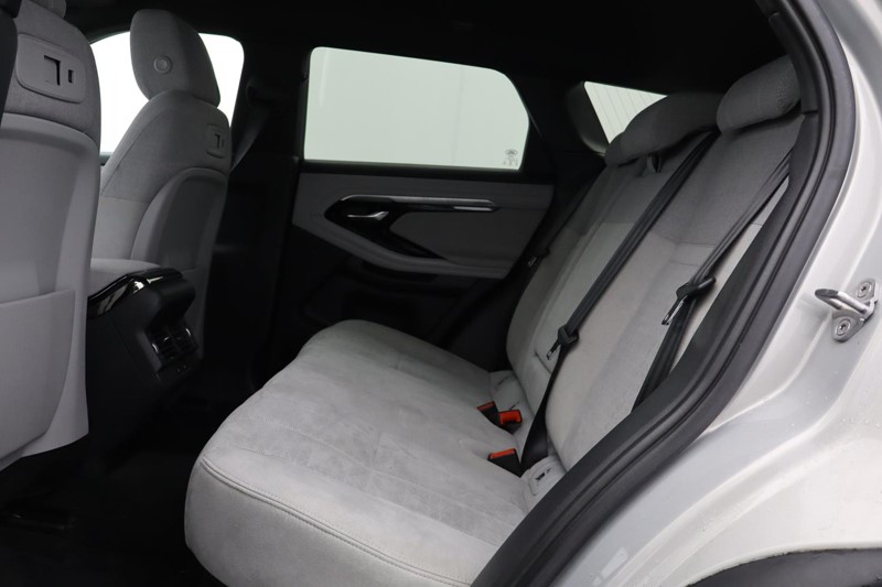 2019 (69) LAND ROVER RANGE ROVER EVOQUE 2.0 D180 R-Dynamic SE 5dr Auto 5030565