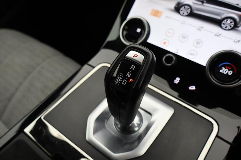 2019 (69) LAND ROVER RANGE ROVER EVOQUE 2.0 D180 R-Dynamic SE 5dr Auto 5030600