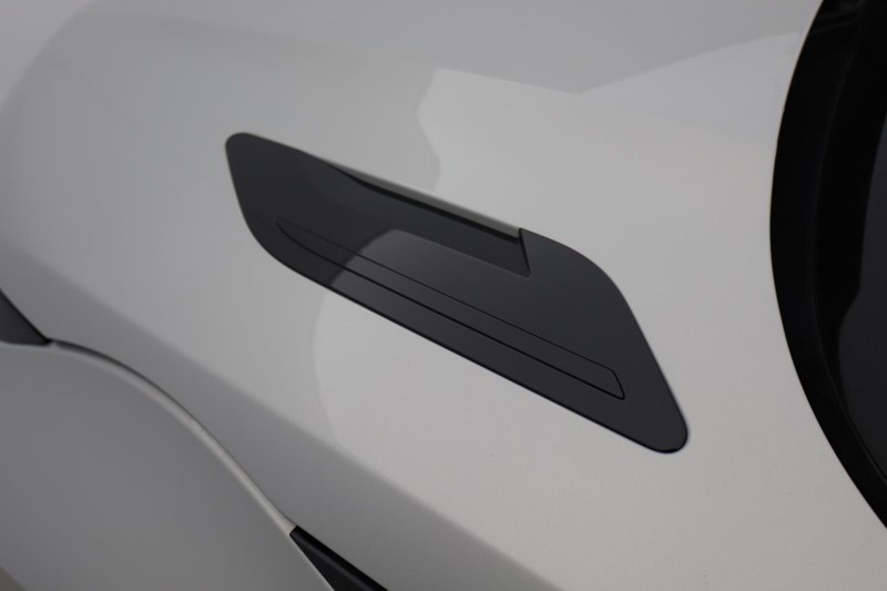 2019 (69) LAND ROVER RANGE ROVER EVOQUE 2.0 D180 R-Dynamic SE 5dr Auto 5030568