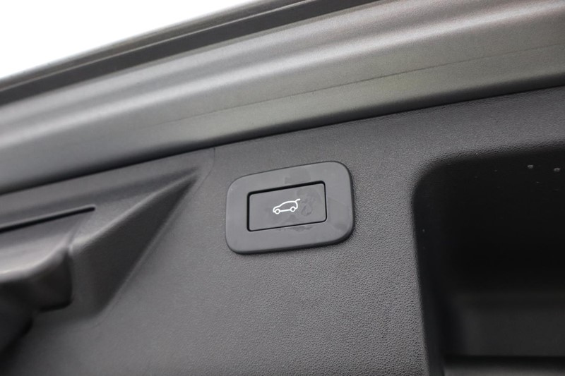 2024 (73) LAND ROVER DISCOVERY SPORT 2.0 D200 Dynamic SE 5dr Auto [7 Seat] 5017217