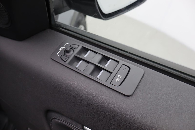 2024 (73) LAND ROVER DISCOVERY SPORT 2.0 D200 Dynamic SE 5dr Auto [7 Seat] 5017800