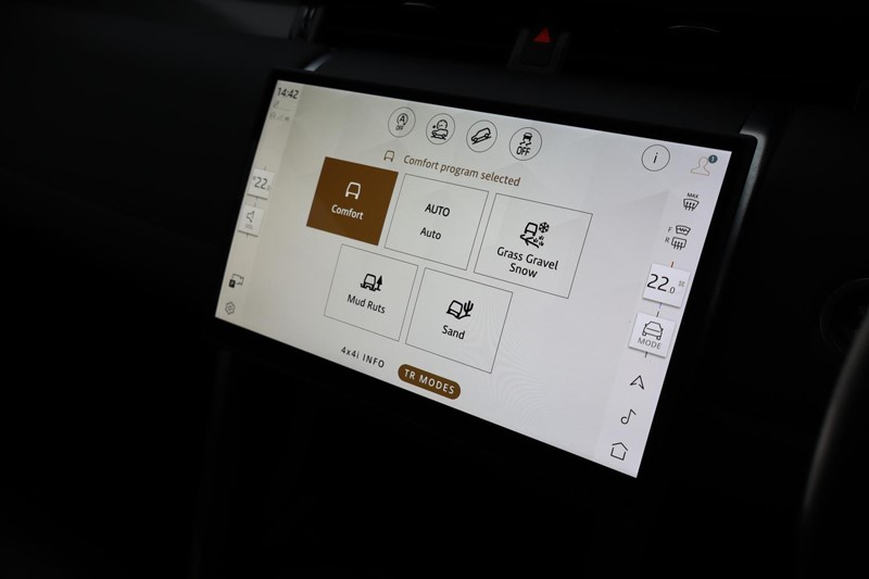 2024 (73) LAND ROVER DISCOVERY SPORT 2.0 D200 Dynamic SE 5dr Auto [7 Seat] 5017204